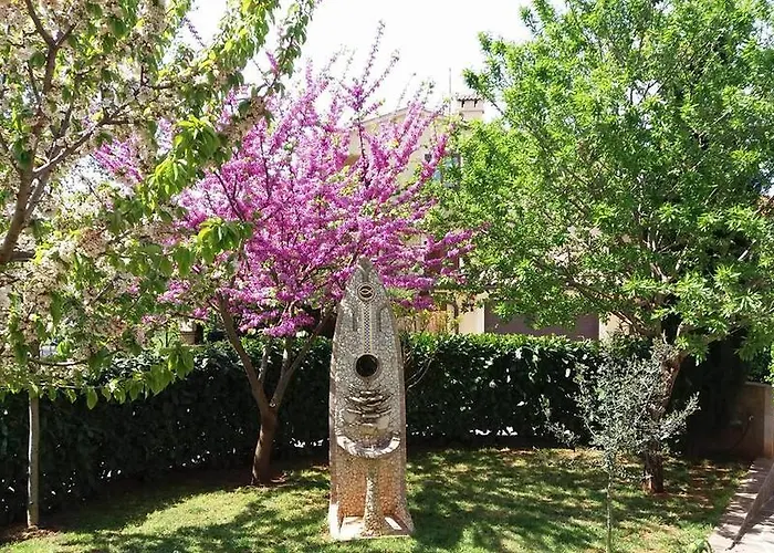 Bluegum Daire Ližnjan